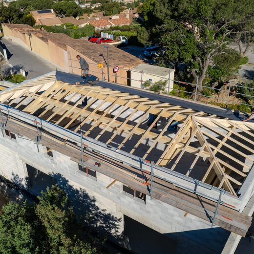 JB Couverture – Couvreur Qualifié à Hyères et dans le Var